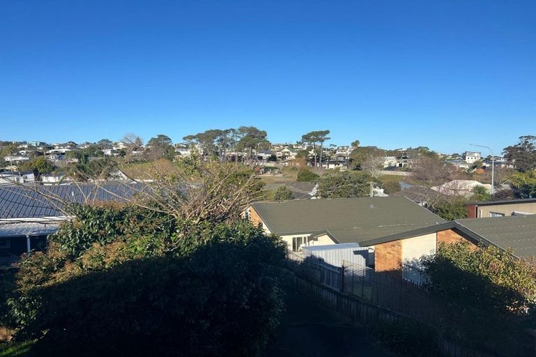 Photo of property in 928a Whangaparaoa Road, Manly, Whangaparaoa, 0930