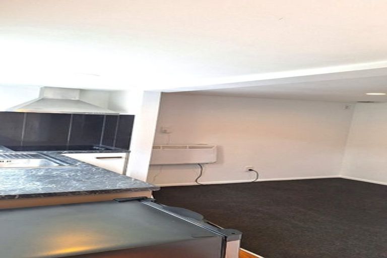 Photo of property in 296 Karori Road, Karori, Wellington, 6012