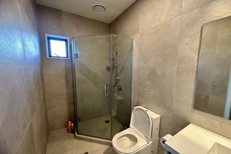 Photo of property in 1/2 Mahalo Avenue, Wiri, Auckland, 2104