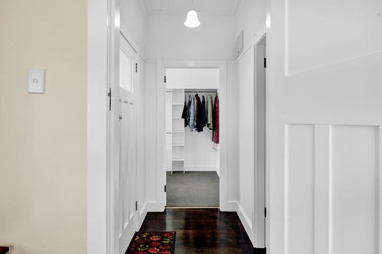 Photo of property in 15b Atiawa Street, Glen Avon, New Plymouth, 4312