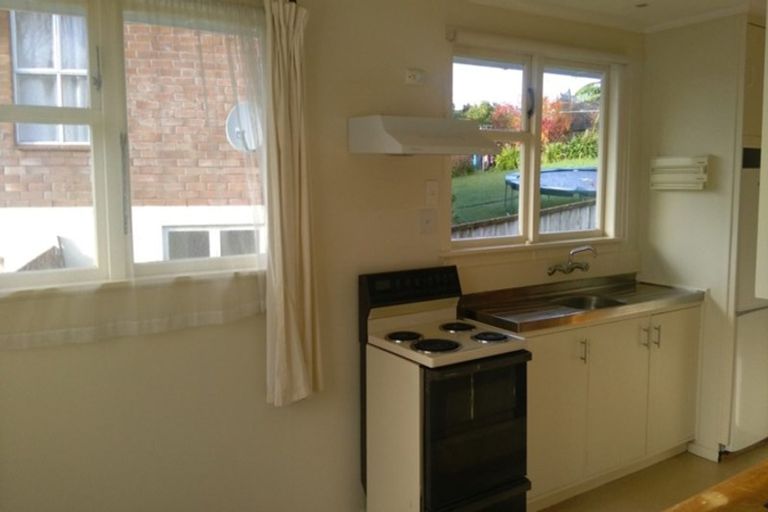 Photo of property in 14 Tavistock Street, Westown, New Plymouth, 4310