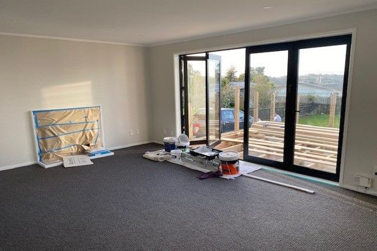 Photo of property in 26 Ranui Avenue, Ranui, Auckland, 0612