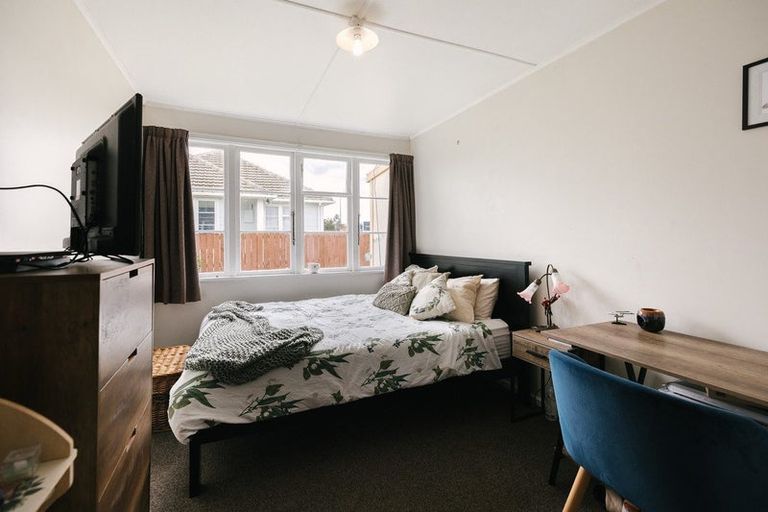 Photo of property in 50 Vogel Street, Roslyn, Palmerston North, 4414