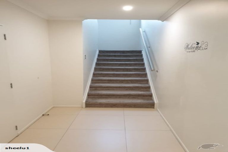 Photo of property in 12 San Casello Rise, Henderson, Auckland, 0612