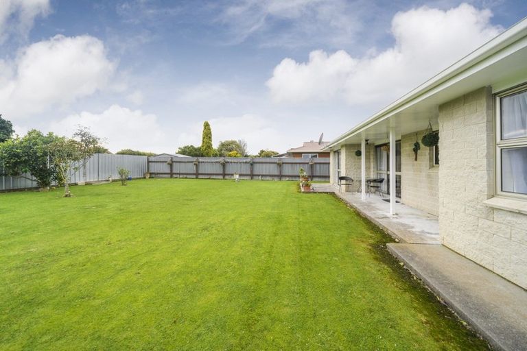 Photo of property in 80 John F Kennedy Drive, Milson, Palmerston North, 4414