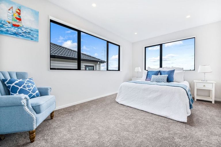 Photo of property in 82 Tir Conaill Avenue, Flat Bush, Auckland, 2019