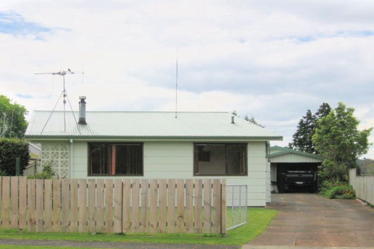 Photo of property in 74c Beach Road, Katikati, 3129