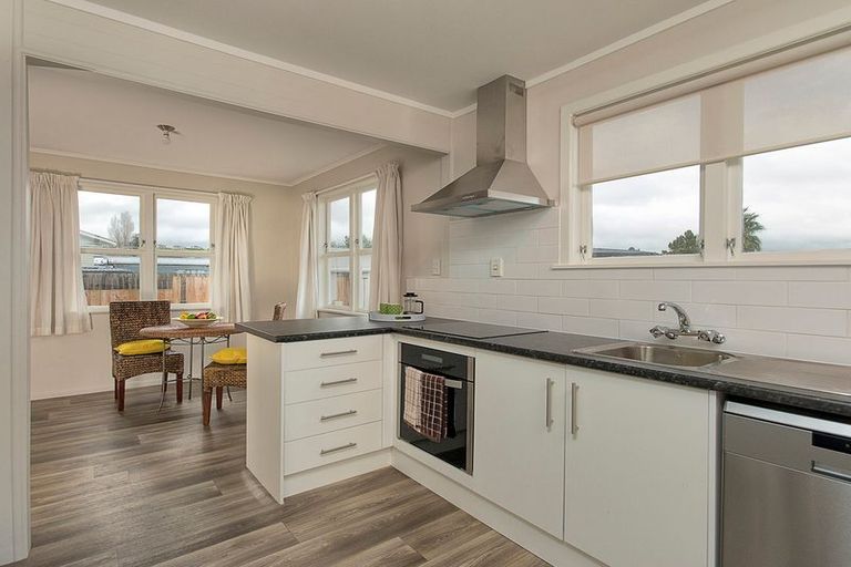 Photo of property in 20 President Avenue, Papakura, 2110