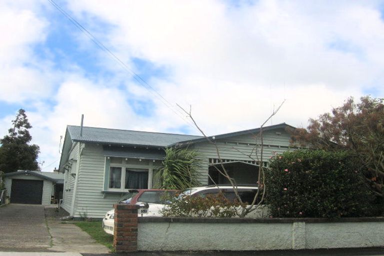 Photo of property in 57 Lyndhurst Street, Takaro, Palmerston North, 4412
