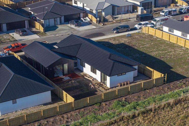 Photo of property in 39 Mehrtens Crescent, Woodend, 7691