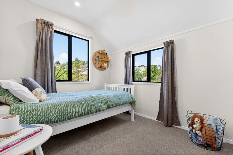 Photo of property in 2/36 Gatman Street, Birkdale, Auckland, 0626