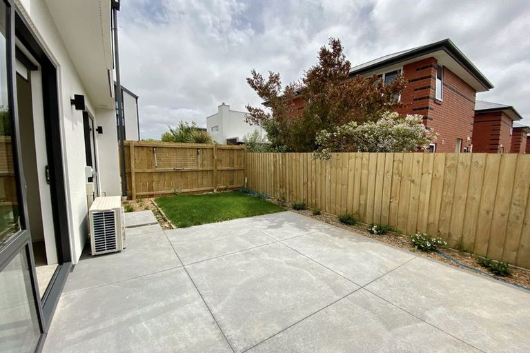 Photo of property in 8/9a Maronan Street, Woolston, Christchurch, 8023