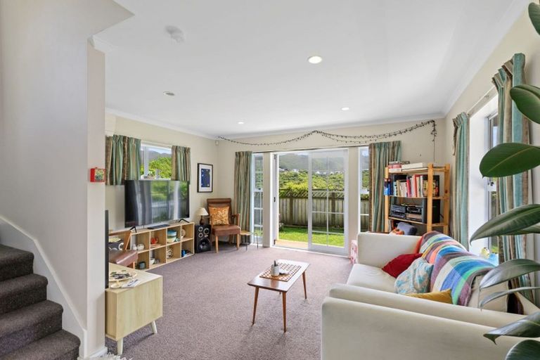 Photo of property in 24 Vancouver Street, Kingston, Wellington, 6021