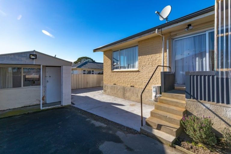 Photo of property in 1/43a Merrington Crescent, Aranui, Christchurch, 8061
