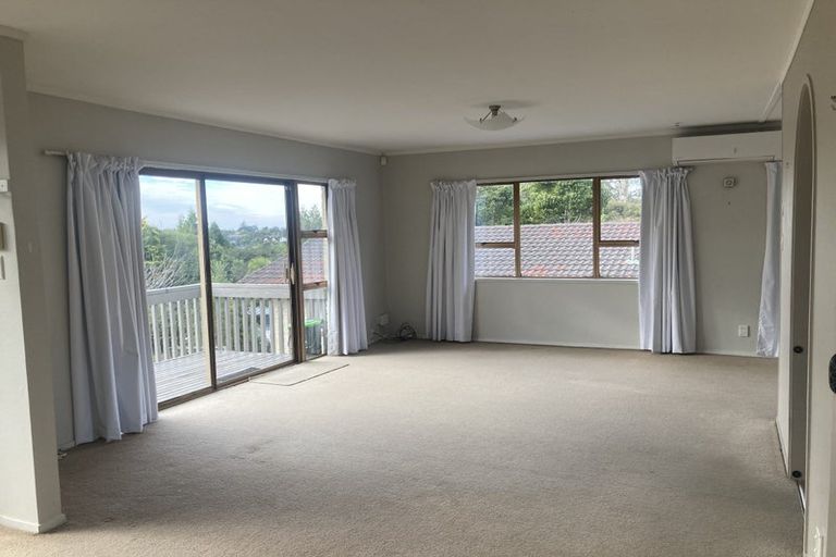 Photo of property in 1/83 Daffodil Street, Titirangi, Auckland, 0604