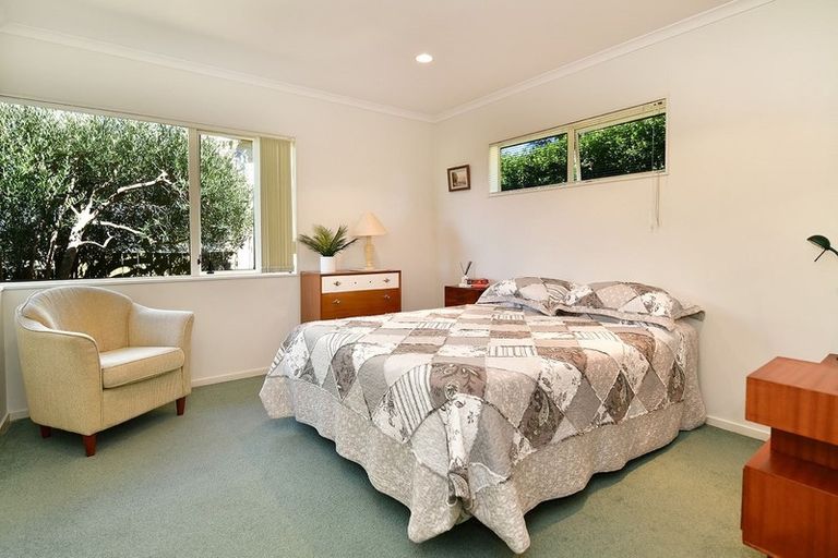 Photo of property in 2/25 Little Barrier Avenue, Manly, Whangaparaoa, 0930