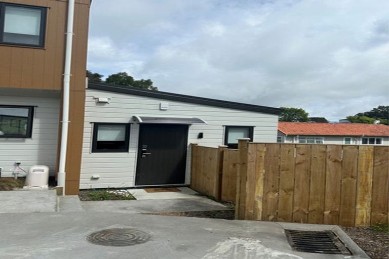 Photo of property in 32/9 Schnapper Rock Road, Greenhithe, Auckland, 0632