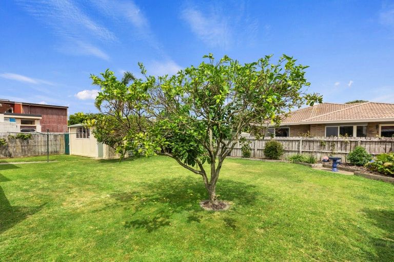 Photo of property in 19 Pirika Place, Papamoa Beach, Papamoa, 3118