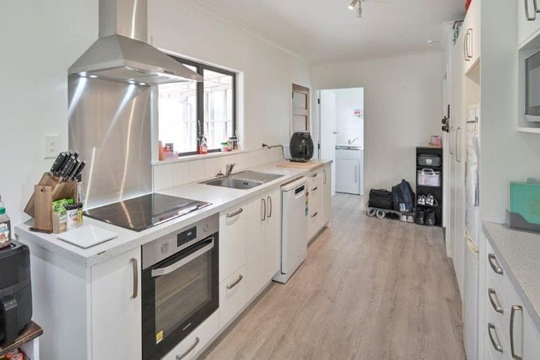 Photo of property in 37 Given Street, Havelock North, 4130