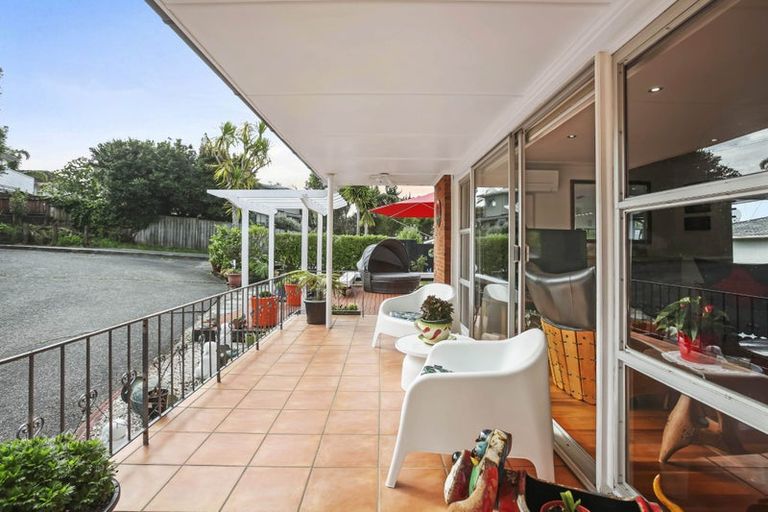 Photo of property in 19 Merchant Avenue, Te Atatu South, Auckland, 0610