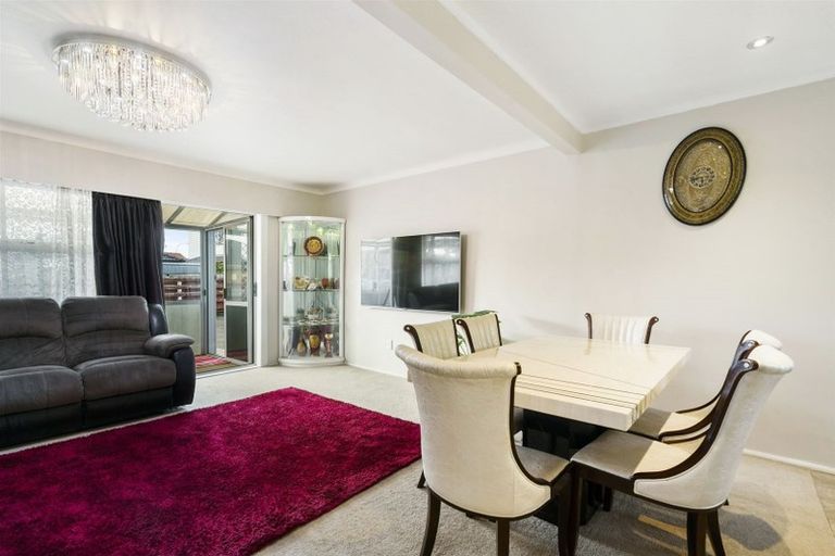 Photo of property in 2/246 Shirley Road, Papatoetoe, Auckland, 2025