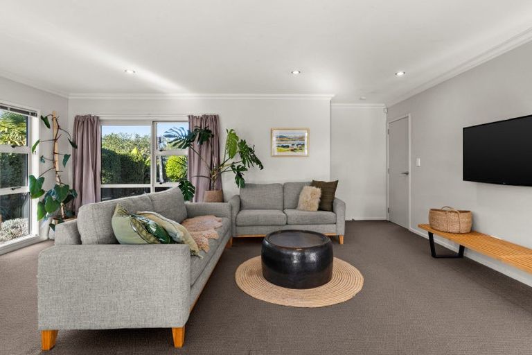 Photo of property in 4 Aoraki Road, Poraiti, Napier, 4112