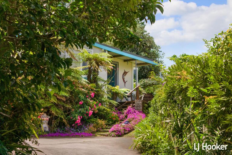 Photo of property in 305 Tanners Point Road, Tanners Point, Katikati, 3177