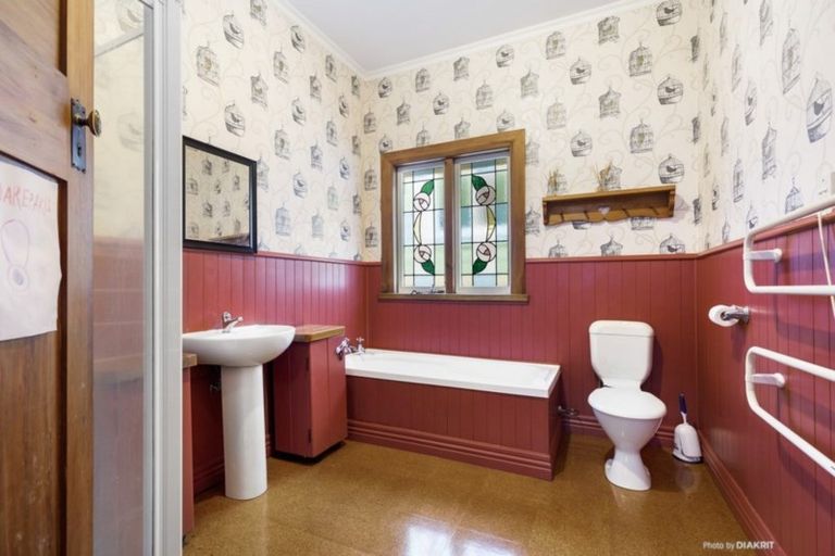 Photo of property in 22 Clarence Street, Brooklyn, Wellington, 6021