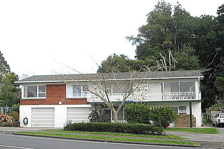 Photo of property in 113 Grande Vue Road, Hillpark, Auckland, 2102