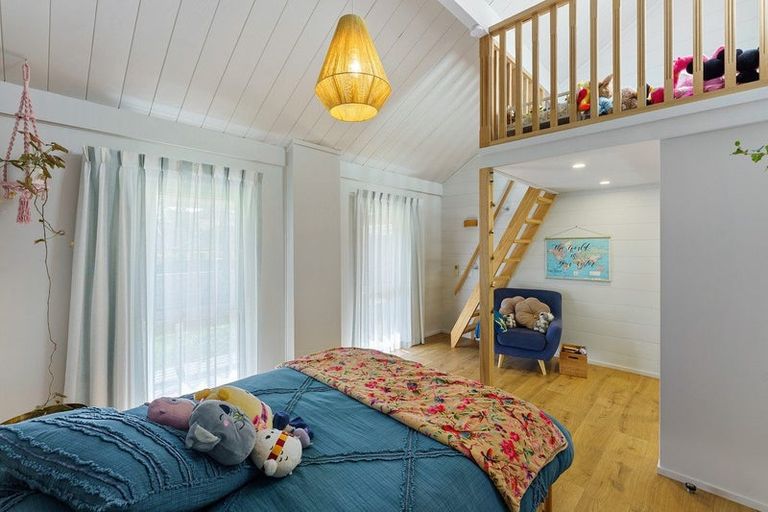 Photo of property in 175 Raumati Road, Raumati Beach, Paraparaumu, 5032