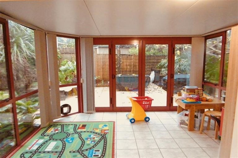 Photo of property in 5 Cassia Place, Bell Block, New Plymouth, 4312