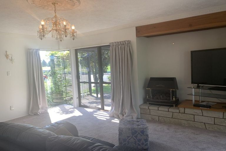 Photo of property in 33 Matapihi Road, Mount Maunganui, 3116