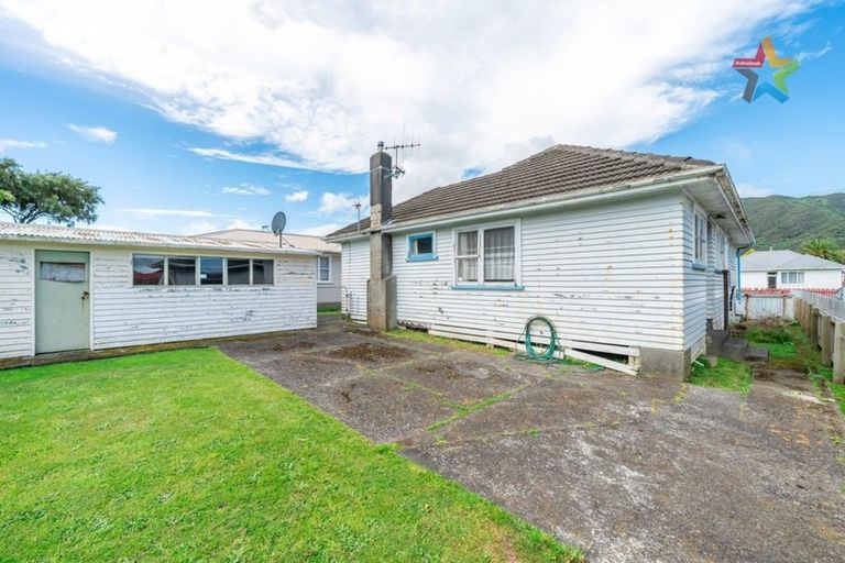 Photo of property in 55 Donnelley Drive, Wainuiomata, Lower Hutt, 5014