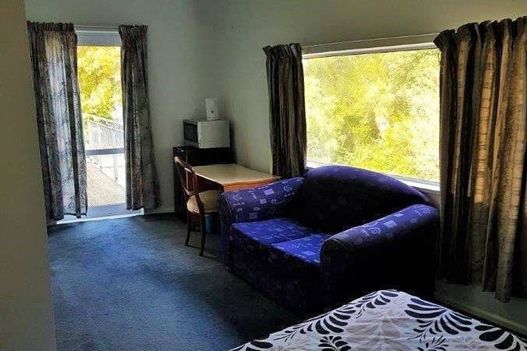 Photo of property in 37 Parkstone Avenue, Ilam, Christchurch, 8041