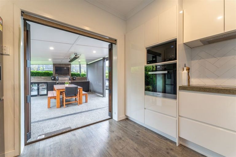 Photo of property in 24 Grasmere Street, Waimataitai, Timaru, 7910