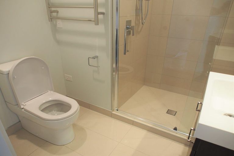 Photo of property in 38 Memorial Park Lane, Hobsonville, Auckland, 0618