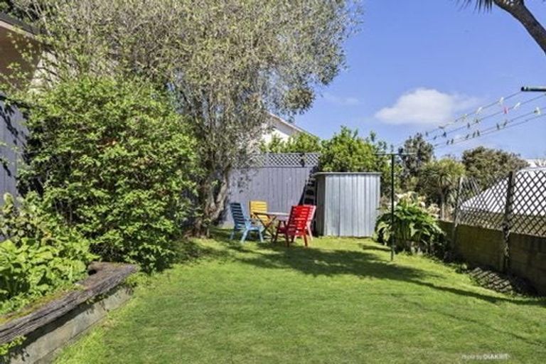Photo of property in 65 Herald Street, Berhampore, Wellington, 6023