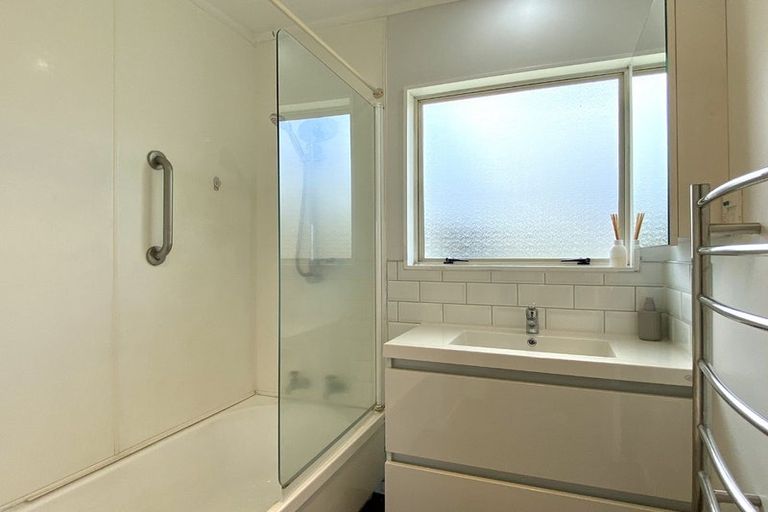 Photo of property in 39 Jonathon Street, Brookfield, Tauranga, 3110