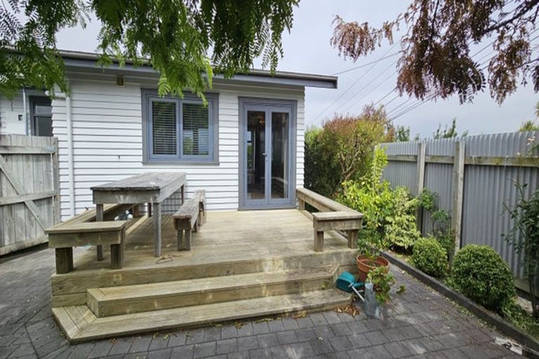 Photo of property in 69 Te Hatepe Avenue, Taupo, 3330
