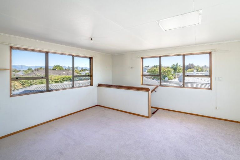 Photo of property in 27 Wavell Crescent, Lansdowne, Masterton, 5810