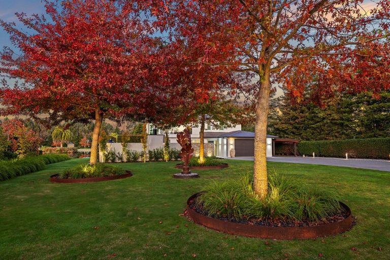 Photo of property in 37 Oakgrove Drive, Rangiora, 7400