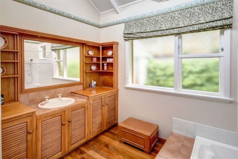 Photo of property in 61 Irvine Road, The Cove, Dunedin, 9077