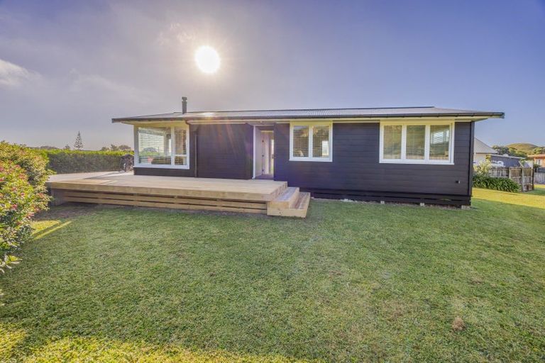 Photo of property in 15 John Ross Place, Kairakau, Elsthorpe, 4295