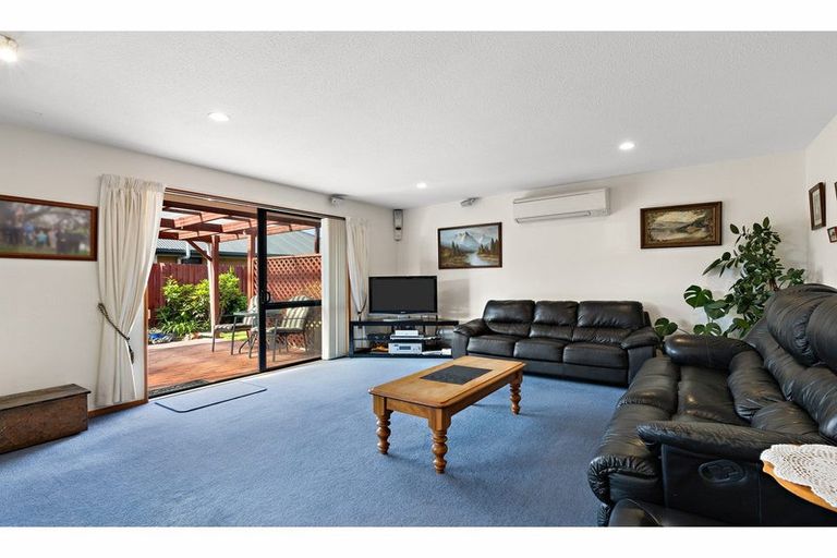 Photo of property in 58 Mauger Drive, Heathcote Valley, Christchurch, 8022