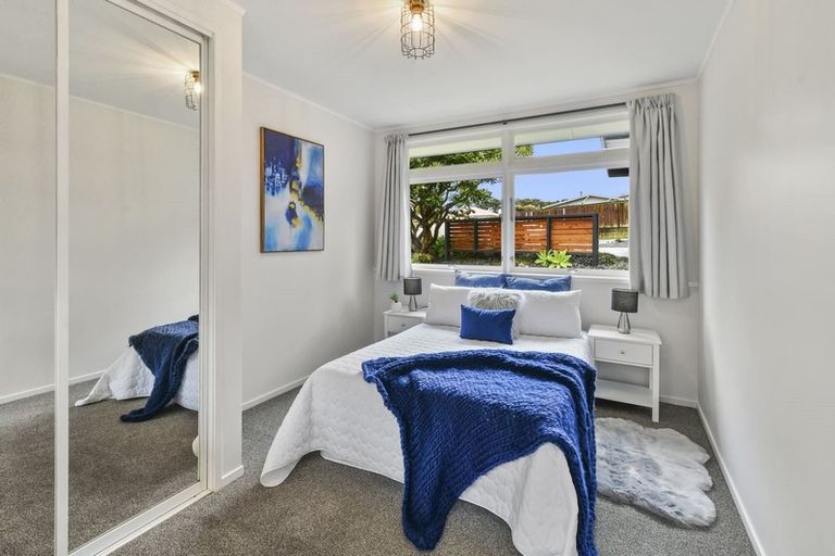 Photo of property in 18a Hillcrest Grove, Hillpark, Auckland, 2102