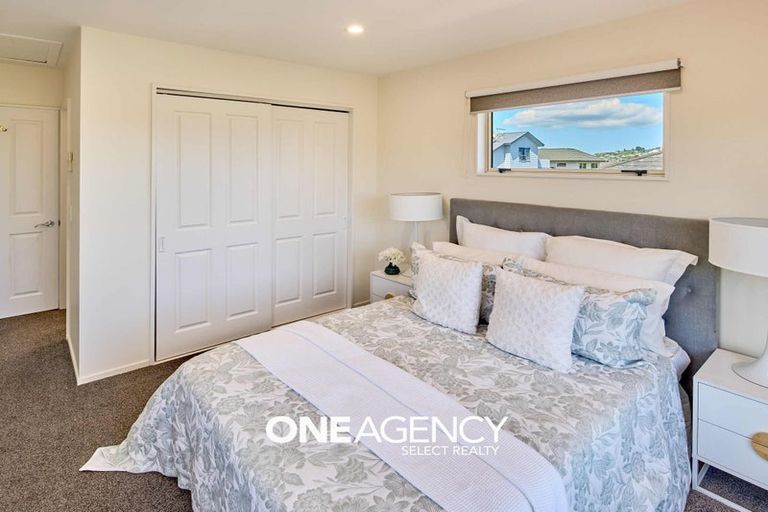 Photo of property in 19 Cabbage Tree Grove, Woodridge, Wellington, 6037