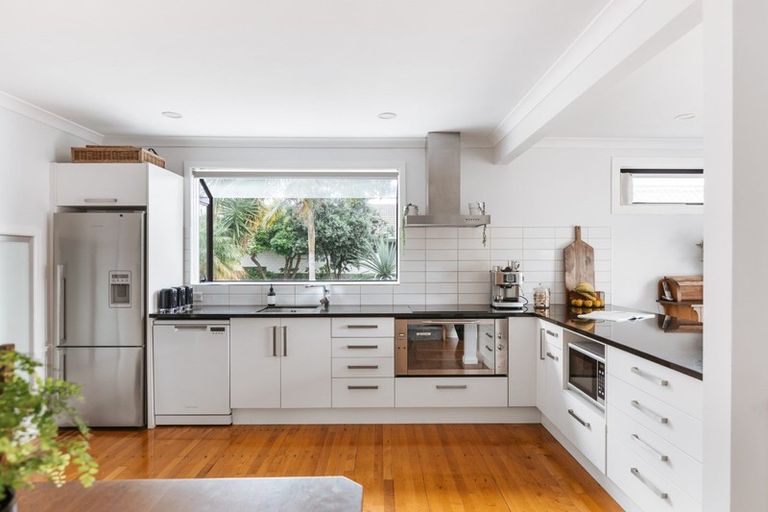 Photo of property in 66a Valley Road, Mount Maunganui, 3116