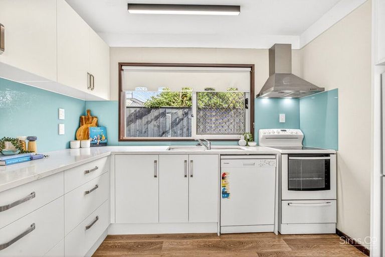 Photo of property in 18d Mathieson Street, Whanganui, 4500