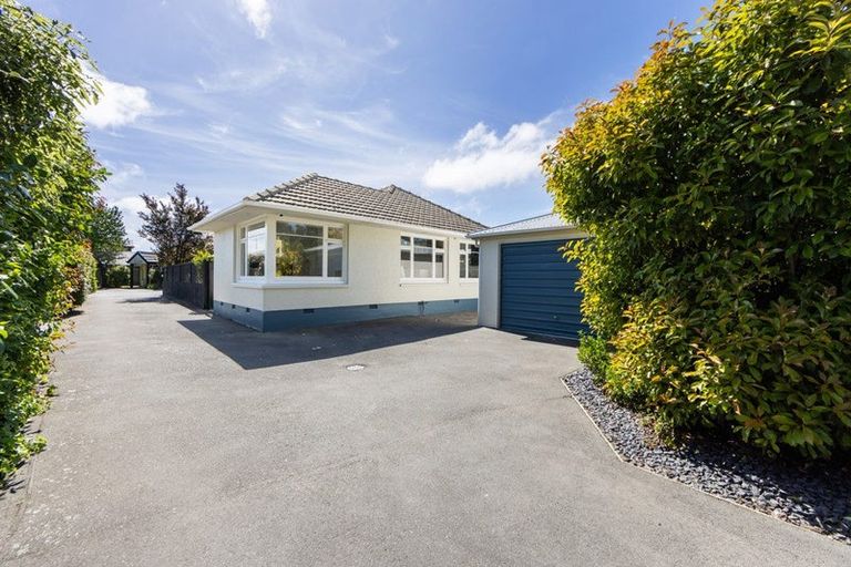 Photo of property in 1/420 Memorial Avenue, Burnside, Christchurch, 8053