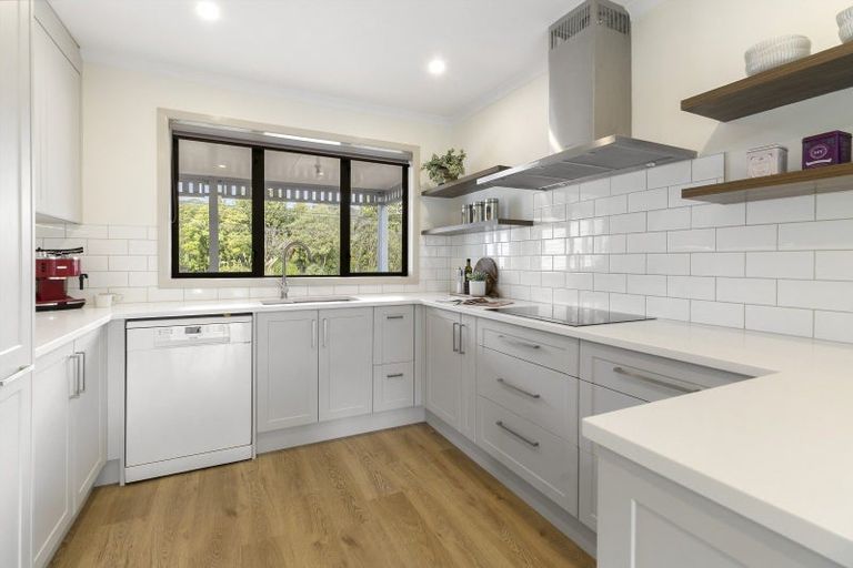 Photo of property in 154 Oxford Terrace, Epuni, Lower Hutt, 5011